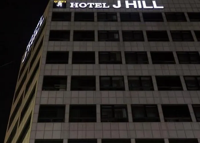 J Hill Hotel 3*